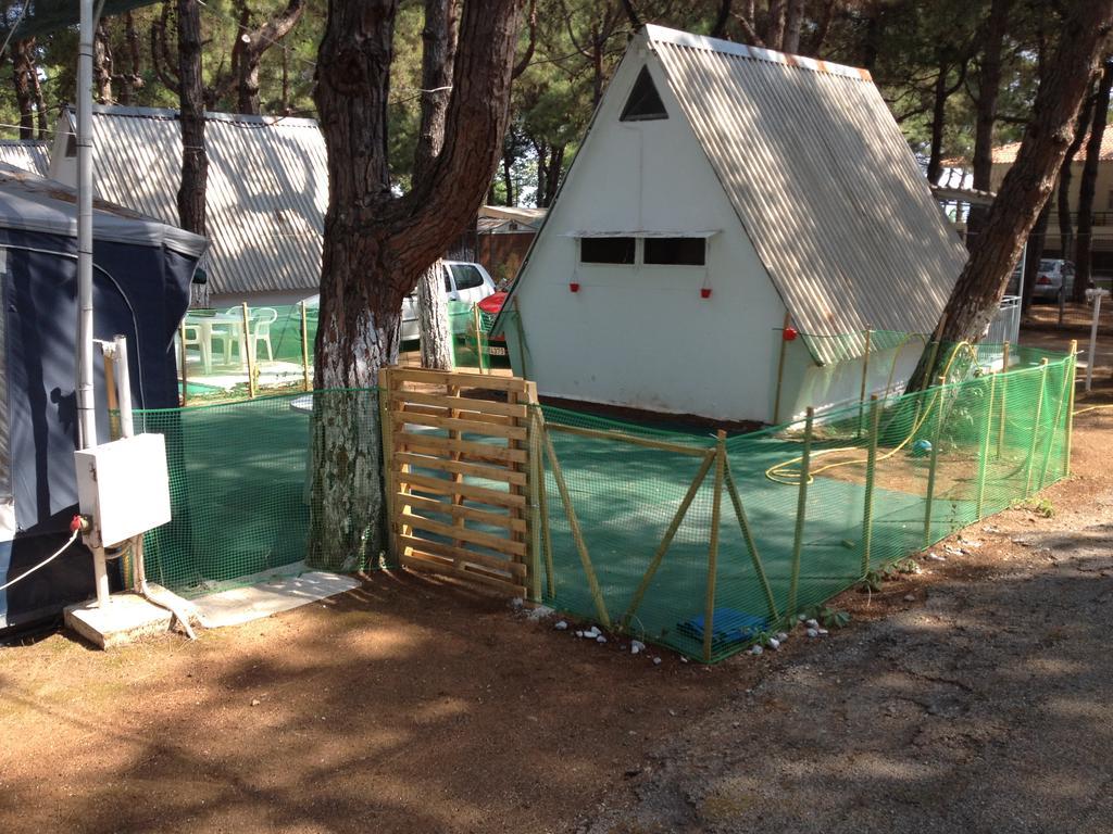 Olympos Beach Plaka Exterior foto
