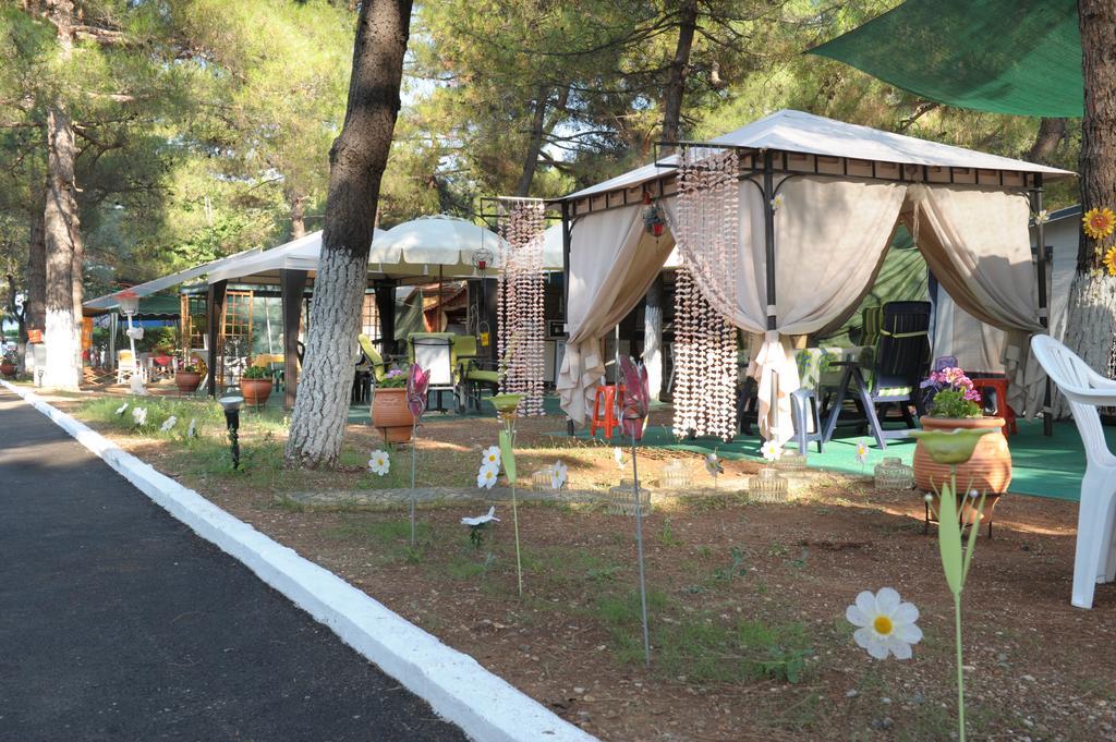 Olympos Beach Plaka Exterior foto