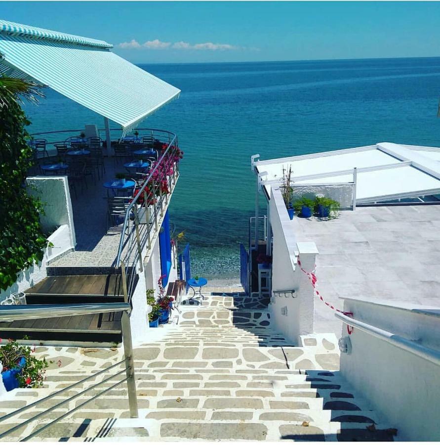 Olympos Beach Plaka Exterior foto